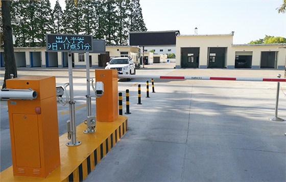 德亞智能停車門禁系統(tǒng) 