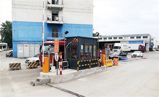 物流園區(qū)德亞車牌識別系統(tǒng)