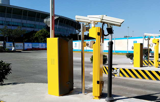 德亞工業(yè)級(jí)道閘