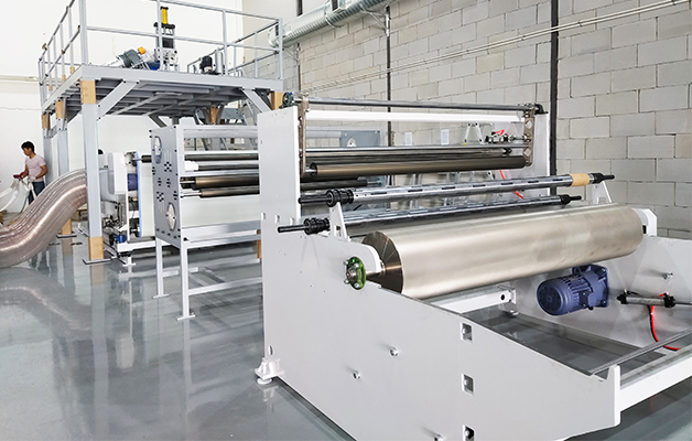  熔噴生產(chǎn)線