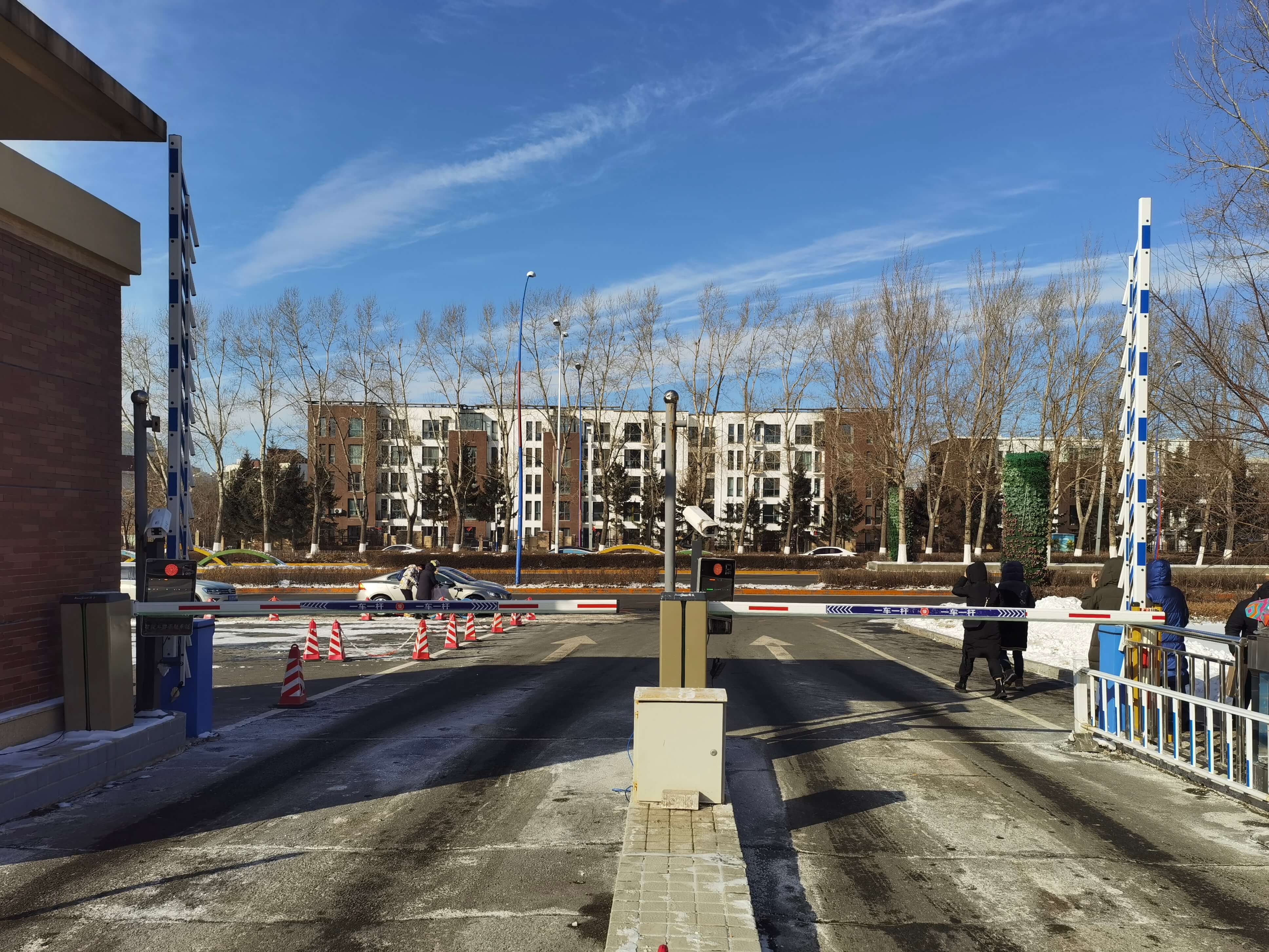 吉林大學德亞門禁系統(tǒng)