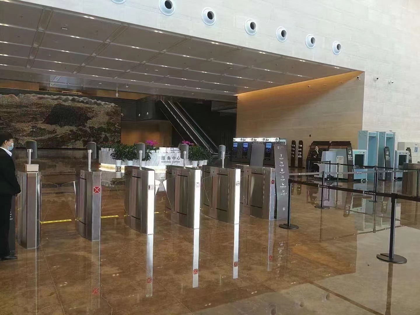 德亞人行閘機(jī)案例