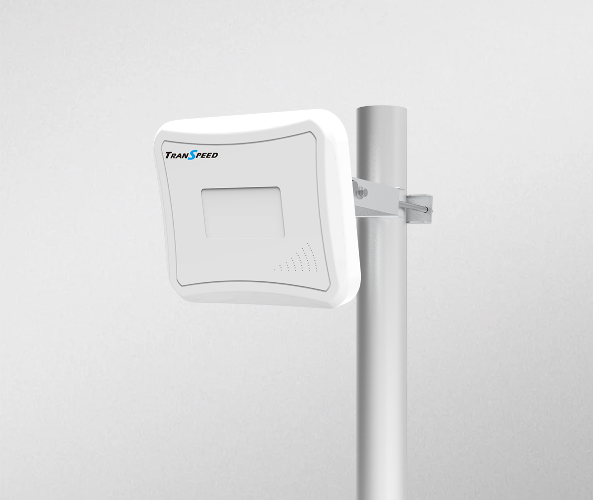 路側(cè)識(shí)別單元（RSU）